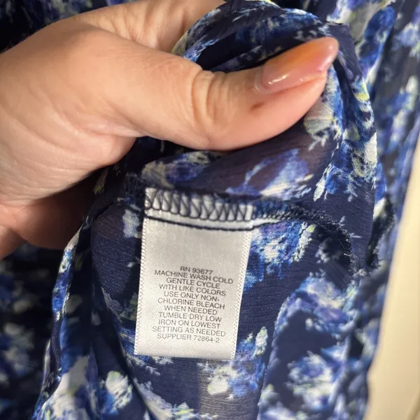 Liz Claiborne Long‎ Sleeve Blouse XL Blue Sheer Floral Button Top Cottagecore - Image 6