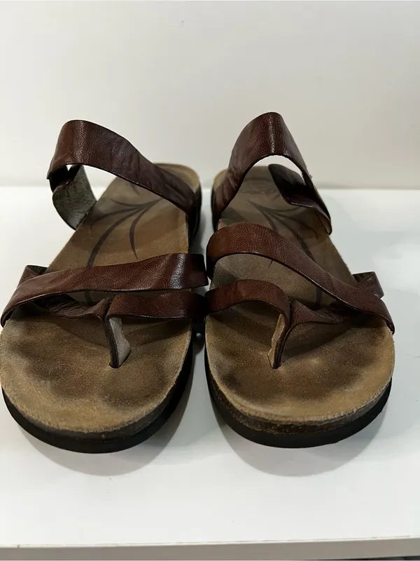 ABEO Bryce Brown Leather Strappy Slip On Comfort Narrow Sandals - Image 4