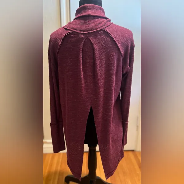 Free People We the Free Oversized Split Back Turtleneck Sweater Tunic Top‎ Plum - Image 13