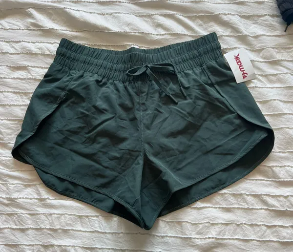 90 Degrees by Reflex shorts - Image 2