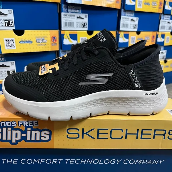 Skechers Women's Black Trainers - Image 4