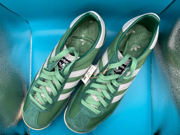 Adidas SL 72 RS Sneakers Green White Women’s NWT Retro Running - Image 4