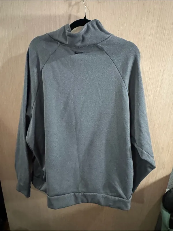 Women’s Nike Cropped Gray and Black Quarter-Zip Sweatshirt Size XL - Image 5