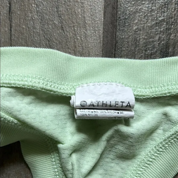 Athleta Green Fitted Sleeveless Tank Top - Image 2