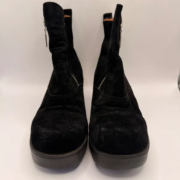 Harley-Davidson Amherst Womens Black Suede Side Zip Biker Boots 82017 Size 8.5 - Image 3
