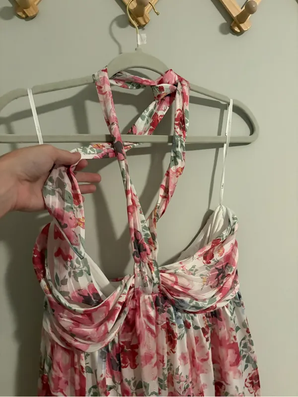 Lulu’s Pink Floral Halter Mini Dress size Medium - Image 4