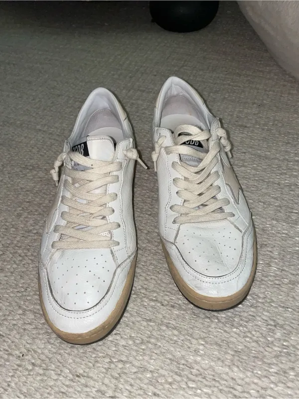Golden Goose Women's Ballstar Almond Toe Sneakers - Image 3