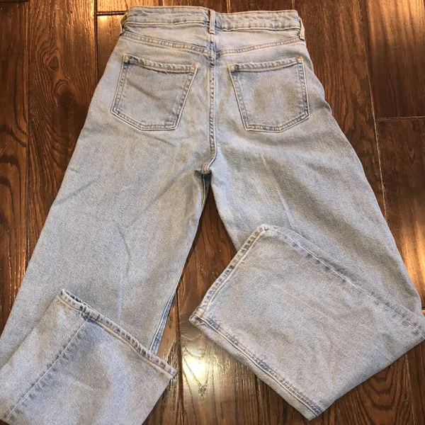 Old navy Extra high rise sky hi wide leg jeans size 0 - Image 5