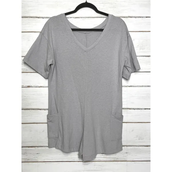 Zenana Gray Short Sleeve Two Way Romper with Pockets Size Small - Image 2