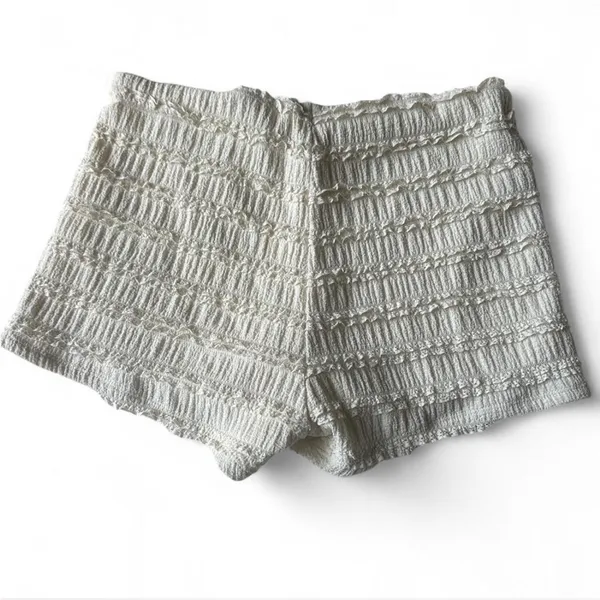 Wild Fable cream colored ruffle bloomer shorts - Image 7
