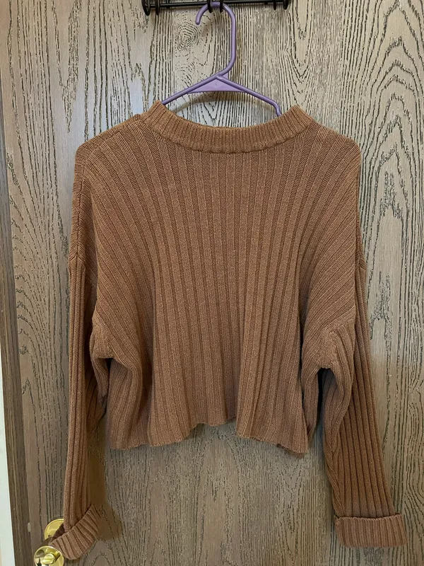 American Eagle Outfitters Sweater - Image 2