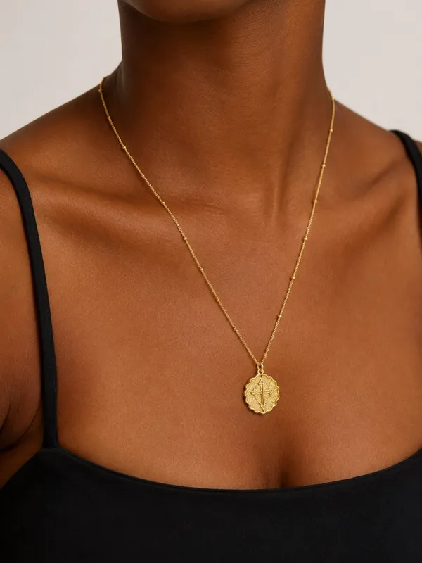 14K Gold Vintage Cross Coin Pendant Necklace Textured Medallion 19-22” Preppy - Image 3