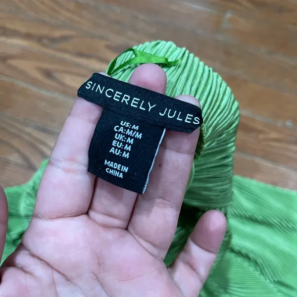 Sincerely Jules Vibrant Green Dress - Image 7