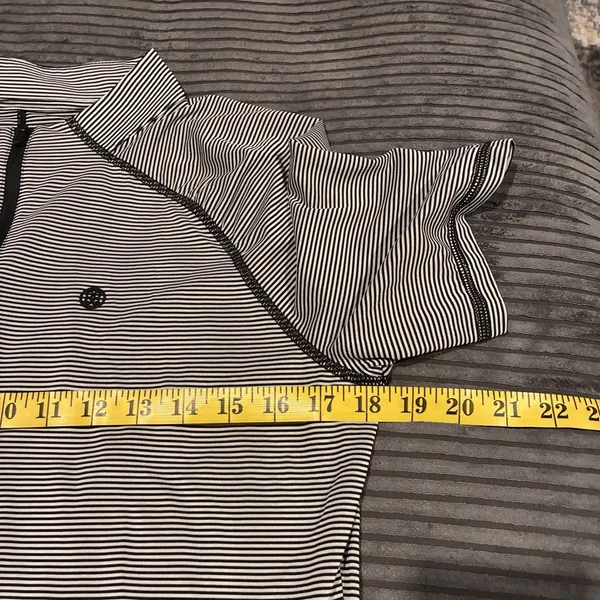 G/Fore 1/4 Zip Lightweight Striped Stitched Golf Top Women's SZ Large - Image 5