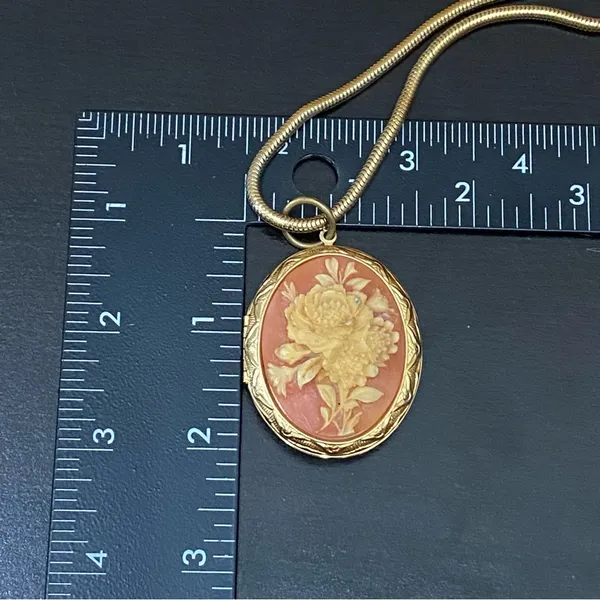 Vintage Flower Cameo Locket Pendant Gold-plated Round Snake Chain 24” Necklace - Image 13