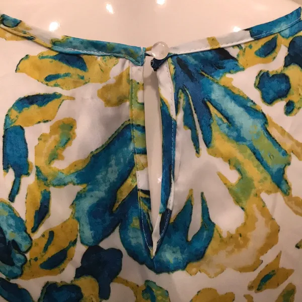 Blouse Size L - Image 7