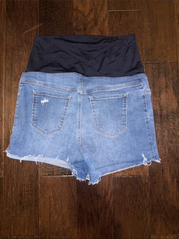 Isabel Maternity Denim Shorts with Black Stretch Panel - Light Blue Size 12 - Image 4