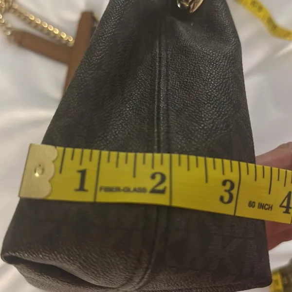 Michael Kors mini Dark Brown Shoulder Bag with Gold Chain - Image 5