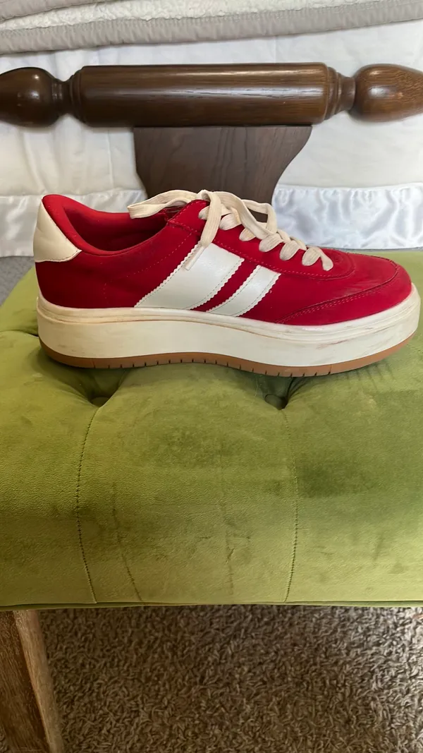 Madden Girl red platform sneakers - Image 3