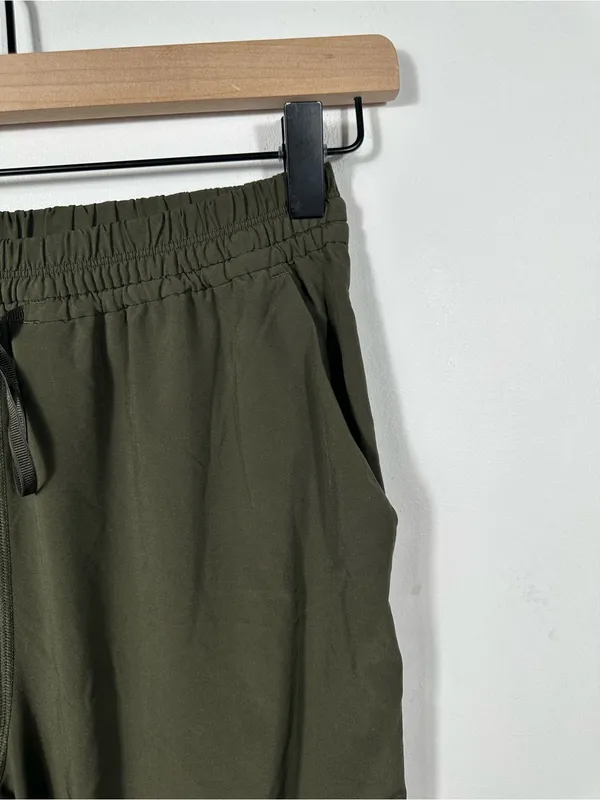 Lululemon Keep It‎ Classic Crop 23” Dark Olive Jogger Pants Women’s Size 4 - Image 5