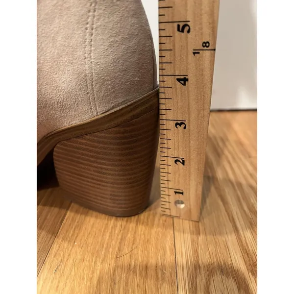 Vince Camuto Boots Womens Size 9 Beige Suede Ankle Block Heel Booties VC-GRENDAN - Image 11