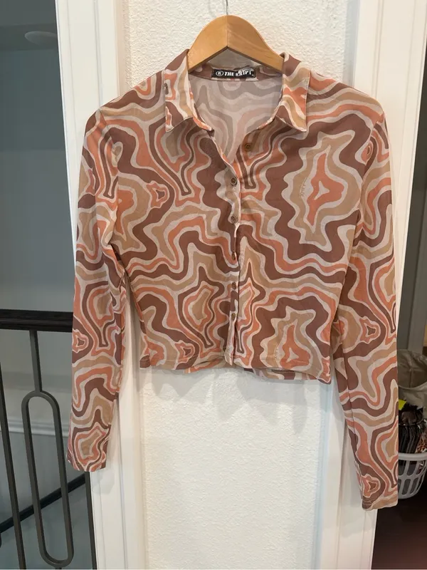 The Kript XL Psychedelic Swirl Mesh Button Front Crop Top Y2K - Image 2