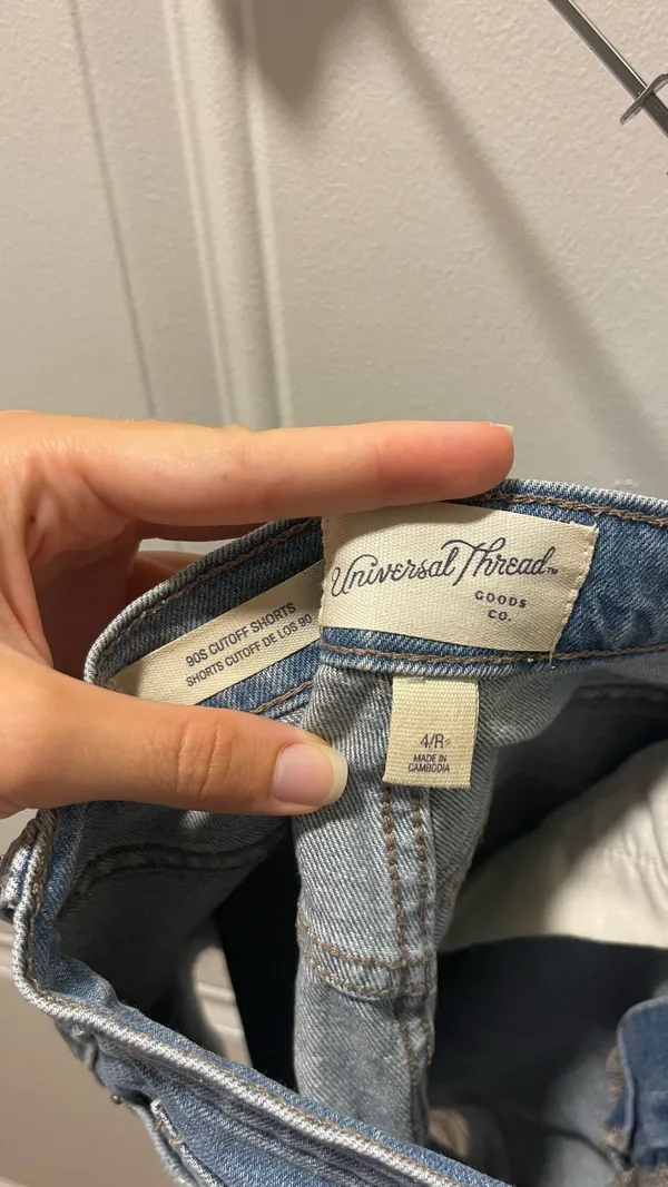 Universal Thread Target Jean Shorts - Image 3