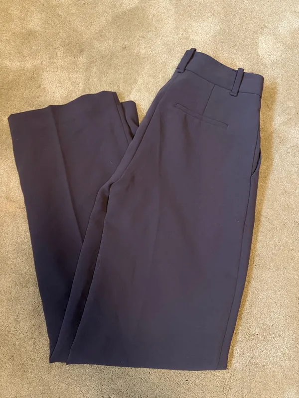 Aritzia Effortless Pant  - Image 3