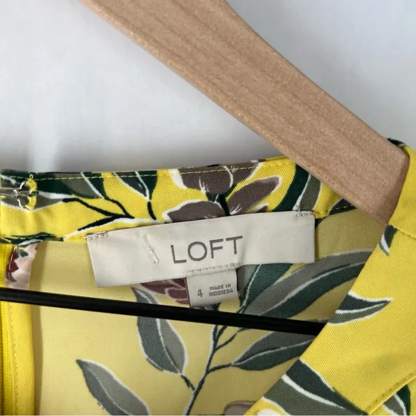 Ann Taylor LOFT Floral Print Boatneck Long Sleeve‎ Shift Dress Size 4 - Image 3