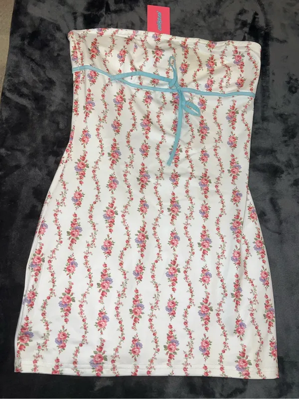 Edikted Jules Print Strapless Minidress Size Medium New with tag - Image 10