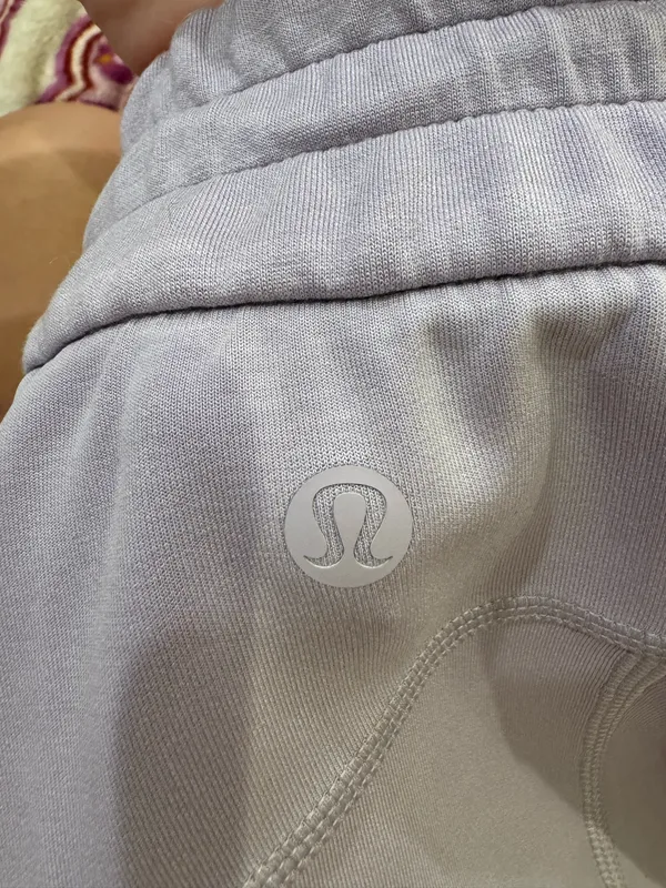 Lululemon High-Rise Softstreme Pants Cropped - Image 5