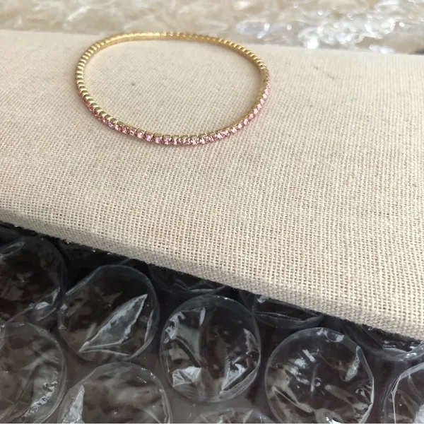 Vintage Pink Rhinestone Stretchy Bracelet - Image 2