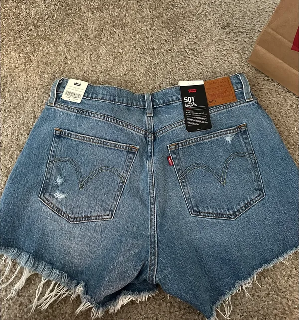 501 Levi’s Shorts Women’s - Image 2