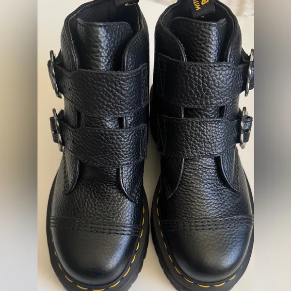 Dr. Martens Women's Devon Flower Buckle Black Leather Platform Boots Size 7 - Image 6