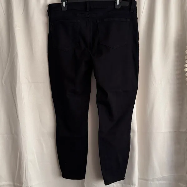 PAIGE Verdugo Crop Black Jeans Pants Size 32‎ - Image 2