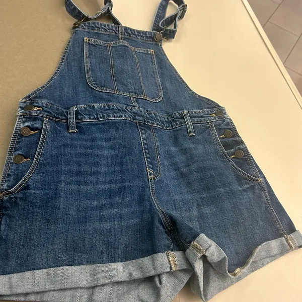Denim Overalls with Adjustable Straps Medium—get ready to get cute with OLD NAVY - Image 4