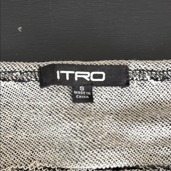 ITRO Gray Knit Sweater - Image 2