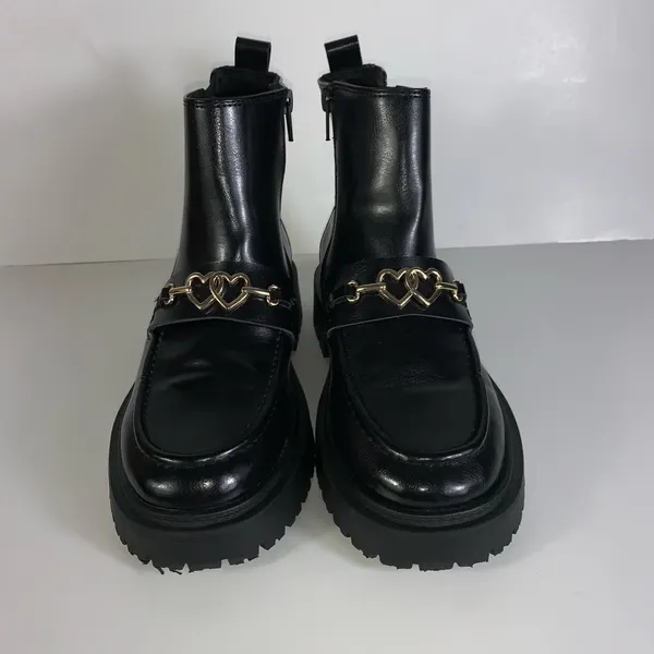 Zara patent finish chelsea ankle booties with heart chain detail 36 EU, 5.5 US - Image 3