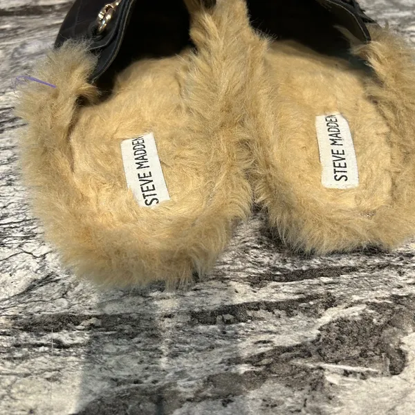 Steve Madden Black and Gold Mules with Horsebit Hardware - Image 6