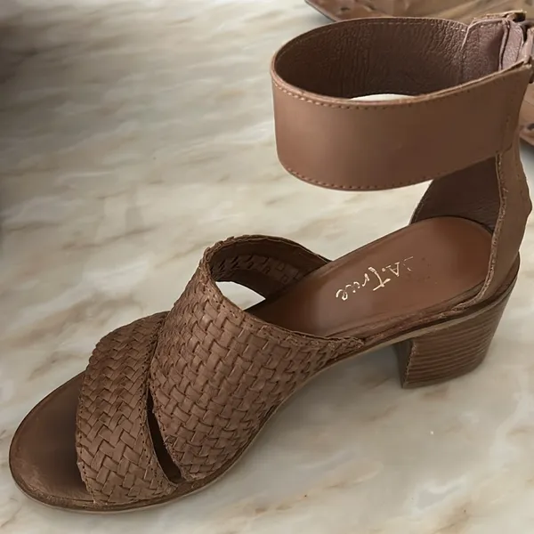 Diba True‎ Can’t Wait Sandal Women’s Size 8 Shoe Woven Brown Tan Leather - Image 3