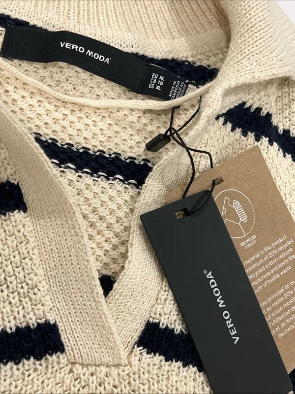NEW Vero Moda Vmazing VNeck Pullover Cream & Navy Stripe Knit Crop Sweater sz XL - Image 2