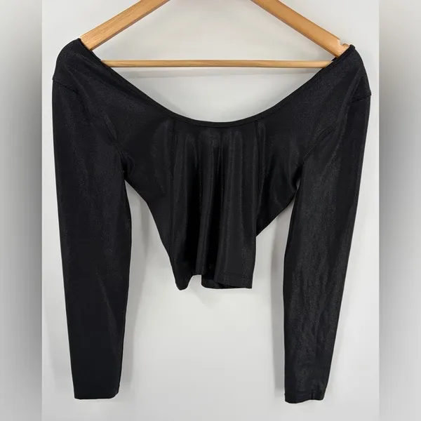 Lululemon women’s align long sleeve cropped black shine performance top size 4 - Image 4