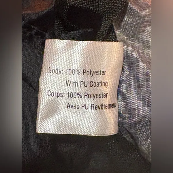 VS PINK PACKABLE DUFFEL (camo print) - Image 11
