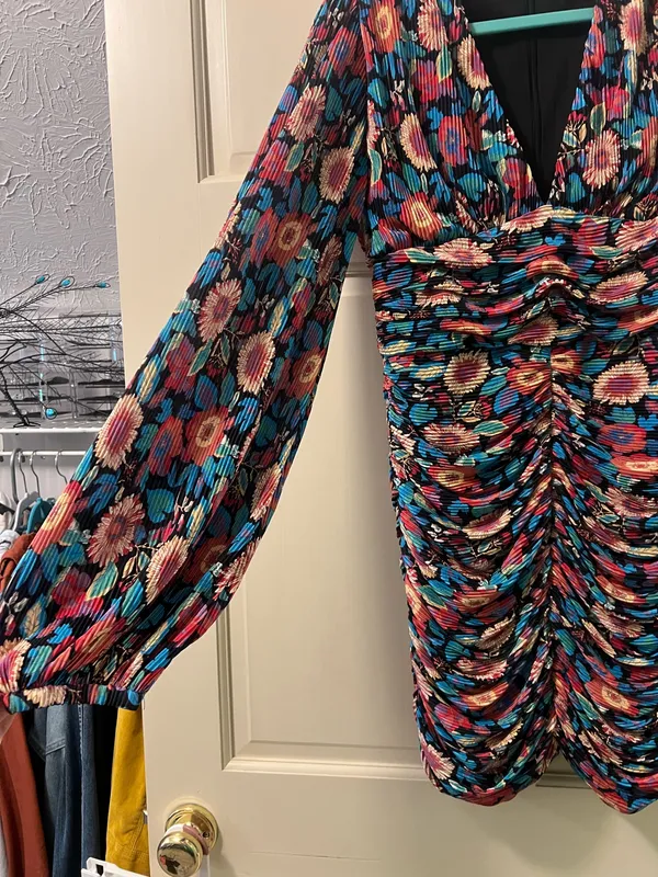 VICI Floral Mini Dress Long Sleeve - Image 2