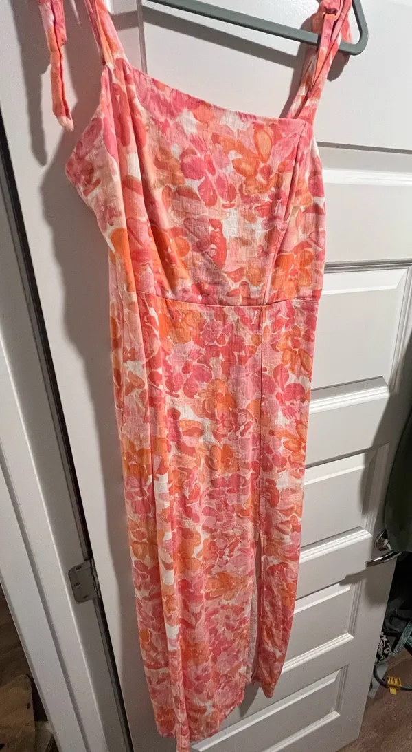 TJ Maxx Floral midi dress - Image 2