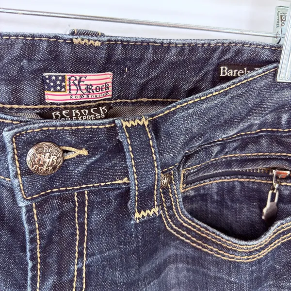 Be Rock by Express Women's Barely Boot Bootcut Jeans Size 6S - Image 3