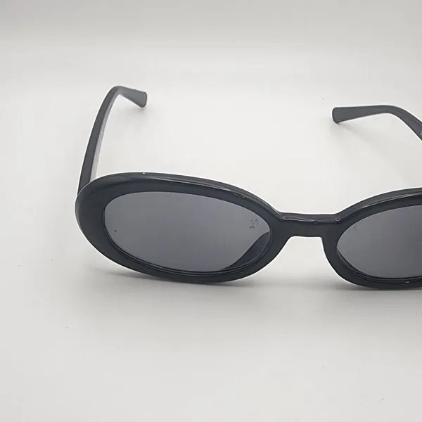American Eagle Black Sunglasses - Image 6