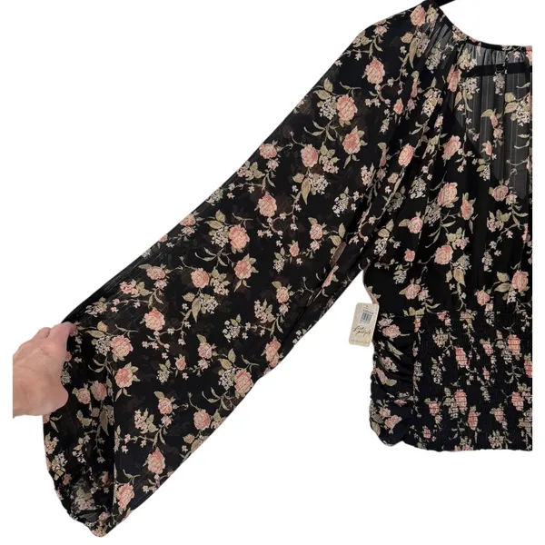 NWT Free‎ People New Final Rose Floral Ruched Cropped Blouse Top Black Sz Medium - Image 12
