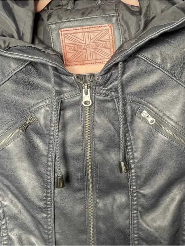 Y2K Vintage Jacket Size Large ~ Hooded with Pockets ~ Like New Condition - Image 4