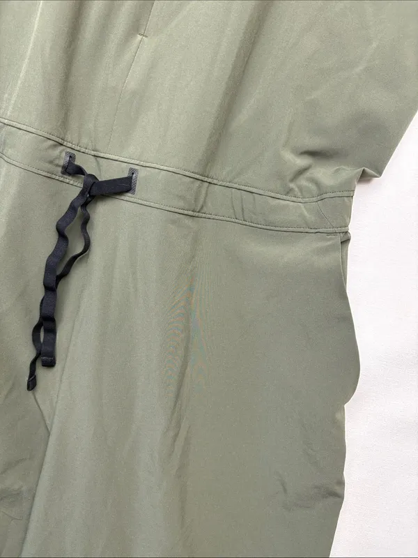 Back Country size medium one piece Olive Green Sleeveless Jumpsuit cropped - Image 6